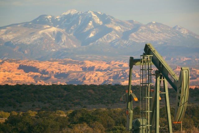 Big Flats oil and gas develoment (Mason Cummings, TWS)